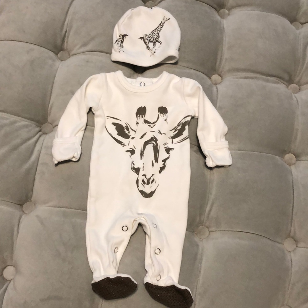 L’oved Baby white footie overall & cap